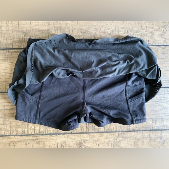 LULULEMON Skort | Size 4 - Picture 6 of 10